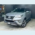 TOYOTA HILUX SW4 2.8 SRX 4X4 7 LUGARES 16V TURBO INTERCOOLER DIESEL 4P AUT. - N/D - 2018 Foto 9 (Miniatura)
