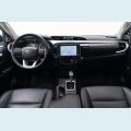 TOYOTA HILUX 2.8 D-4D TURBO DIESEL CD SRX 4X4 AUT. - CINZA - 2023 Foto 9 (Miniatura)
