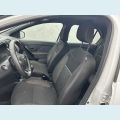 RENAULT LOGAN ZEN 1.0 12V SCE FLEX - BRANCO - 2023 Foto 9 (Miniatura)