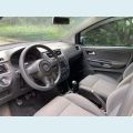 VOLKSWAGEN FOX 1.0 8V (G2) 4P - BRANCO - 2014 Foto 9 (Miniatura)