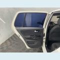 VOLKSWAGEN FOX VHT 1.6 FLEX MANUAL 4P - BRANCO - 2014 Foto 9 (Miniatura)