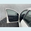 VOLKSWAGEN GOL 1.6 MSI FLEX MANUAL 4P - BRANCO - 2019 Foto 9 (Miniatura)