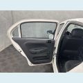 VOLKSWAGEN VOYAGE 1.0 MPI FLEX MANUAL 4P - BRANCO - 2023 Foto 9 (Miniatura)