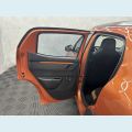 RENAULT RENAULT KWID OUTSIDER 1.0 12V SCE FLEX MANUAL 4P - LARANJA - 2022 Foto 9 (Miniatura)