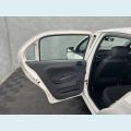 VOLKSWAGEN VOLKSWAGEN VOYAGE 1.0 MPI FLEX MANUAL 4P - BRANCO - 2023 Foto 9 (Miniatura)
