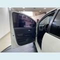 VOLKSWAGEN FOX 1.0 TEC (FLEX) 4P - BRANCO - 2014 Foto 9 (Miniatura)