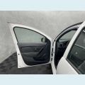 RENAULT RENAULT LOGAN ZEN 1.0 12V FLEX MANUAL 4P - BRANCO - 2023 Foto 9 (Miniatura)