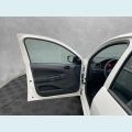 VOLKSWAGEN VOYAGE 1.0 MPI FLEX MANUAL 4P - BRANCO - 2023 Foto 9 (Miniatura)