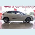 FIAT BRAVO BLACKMOTION 1.8 16V FLEX MANUAL 4P - BRANCO - 2016 Foto 9 (Miniatura)