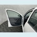 RENAULT LOGAN ZEN 1.0 12V SCE FLEX MANUAL 4P - BRANCO - 2023 Foto 9 (Miniatura)