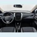 TOYOTA YARIS - BRANCO - 2024 Foto 9 (Miniatura)