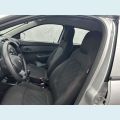 RENAULT KWID ZEN 1.0 12V SCE (FLEX) - PRATA - 2024 Foto 9 (Miniatura)