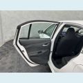 CHEVROLET ONIX LT 1.0 - BRANCO - 2023 Foto 9 (Miniatura)