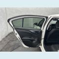 FIAT CRONOS DRIVE 1.3 FLEX MT - BRANCO - 2023 Foto 9 (Miniatura)