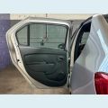 RENAULT LOGAN ZEN 1.0 - PRATA - 2025 Foto 9 (Miniatura)