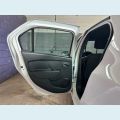 RENAULT LOGAN ZEN 1.0 - BRANCO - 2025 Foto 9 (Miniatura)