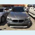 BMW X1 2.0 18I 4X2 16V 4P AUT. - CINZA - 2011 Foto 1 (Miniatura)