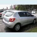 RENAULT SANDERO 1.0 EXPRESSION 16V FLEX 4P - PRATA - 2017 Foto 1 (Miniatura)