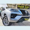 TOYOTA HILUX SW4 2.7 VVT-I FLEX SRV 7L 4X2 AUT. - PRATA - 2021 Foto 1 (Miniatura)