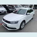VOLKSWAGEN JETTA 2.0 COMFORTLINE FLEX 4P TIPTRONIC - BRANCO - 2013 Foto 1 (Miniatura)