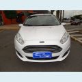 FORD FIESTA 1.6 SEL SEDAN 16V FLEX 4P POWERSHIFT - BRANCO - 2017 Foto 1 (Miniatura)
