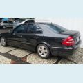 MERCEDES-BENZ E 320 3.2 AVANTGARDE V6 4P AUT. - PRETO - 2003 Foto 2 (Miniatura)