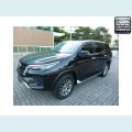 TOYOTA HILUX SW4 2.8 D-4D TURBO DIESEL SRX 7L 4X4 AUT. - PRETO - 2021 Foto 2 (Miniatura)