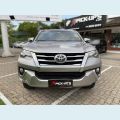 TOYOTA HILUX SW4 4.0 SRX 4X4 7 LUGARES V6 24V 4P AUT. - PRATA - 2016 Foto 2 (Miniatura)