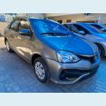 TOYOTA ETIOS 1.5 XS SEDAN 16V FLEX 4P - CINZA - 2018 Foto 2 (Miniatura)