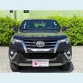 TOYOTA HILUX SW4 2.8 SRX 4X4 7 LUGARES 16V TURBO INTERCOOLER DIESEL 4P AUT. - MARROM - 2017 Foto 2 (Miniatura)