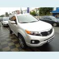 KIA SORENTO 3.5 V6 24V 278CV 4X2 AUT. - PRATA - 2011 Foto 2 (Miniatura)