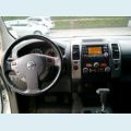 NISSAN FRONTIER 2.5 SL 4X4 CD TURBO ELETRONIC DIESEL 4P AUT. - BRANCO - 2014 Foto 3 (Miniatura)