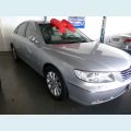 HYUNDAI AZERA 3.3 MPFI GLS SEDAN V6 24V 4P AUT. - PRATA - 2010 Foto 3 (Miniatura)