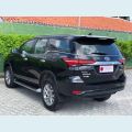 TOYOTA HILUX SW4 2.8 D-4D TURBO DIESEL SRX 7L 4X4 AUT. - PRETO - 2021 Foto 3 (Miniatura)