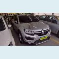 RENAULT SANDERO 1.6 STEPWAY 8V FLEX 4P - PRATA - 2017 Foto 3 (Miniatura)