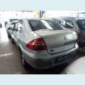 CHEVROLET PRISMA 1.4 MPFI MAXX 8V FLEX 4P - PRATA - 2011 Foto 3 (Miniatura)