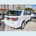 TOYOTA HILUX SW4 3.0 SRV 4X4 7 LUGARES 16V TURBO INTERCOOLER DIESEL 4P AUT. - BRANCO - 2013 Foto 3 (Miniatura)