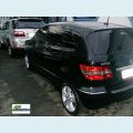 MERCEDES-BENZ B 200 T - PRETO - 2009 Foto 3 (Miniatura)