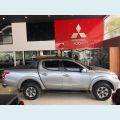 MITSUBISHI L200 TRITON 2.4 16V TURBO DIESEL SPORT HPE CD 4P 4X4 AUT. - PRATA - 2019 Foto 4 (Miniatura)