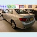 TOYOTA COROLLA 2.0 ALTIS 16V FLEX 4P AUT. - PRATA - 2011 Foto 4 (Miniatura)