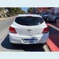 CHEVROLET ONIX 1.0 MPFI LT 8V FLEX 4P - BRANCO - 2014 Foto 4 (Miniatura)