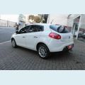 FIAT BRAVO 1.8 ESSENCE 16V FLEX 4P AUT. - BRANCO - 2013 Foto 4 (Miniatura)