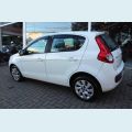 FIAT PALIO 1.6 MPI ESSENCE 16V FLEX 4P AUT. - BRANCO - 2015 Foto 4 (Miniatura)