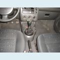 FORD FIESTA PERSONNALITÉ 1.0 8V 66CV 5P - CINZA - 2003 Foto 4 (Miniatura)