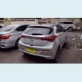 HYUNDAI HB 20 1.6 PREMIUM 16V FLEX 4P AUT. - PRATA - 2018 Foto 5 (Miniatura)