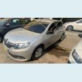 RENAULT LOGAN 1.6 EXPRESSION 8V FLEX 4P - PRATA - 2017 Foto 5 (Miniatura)