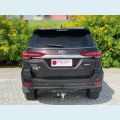 TOYOTA HILUX SW4 2.8 D-4D TURBO DIESEL SRX 7L 4X4 AUT. - MARROM - 2021 Foto 5 (Miniatura)