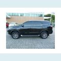 TOYOTA HILUX SW4 2.8 D-4D TURBO DIESEL SRX 7L 4X4 AUT. - PRETO - 2021 Foto 5 (Miniatura)