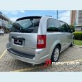 CHRYSLER TOWN & COUNTRY 3.8 LIMITED V6 12V 4P AUT. - PRATA - 2010 Foto 5 (Miniatura)