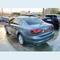 VOLKSWAGEN JETTA 1.4 16V TSI TRENDLINE 4P TIPTRONIC - CINZA - 2016 Foto 5 (Miniatura)